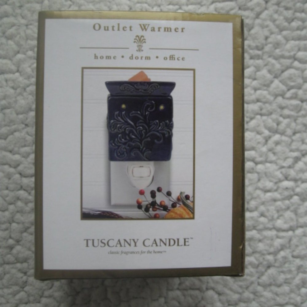 Tuscany Candle Dark Blue Outlet Warmer